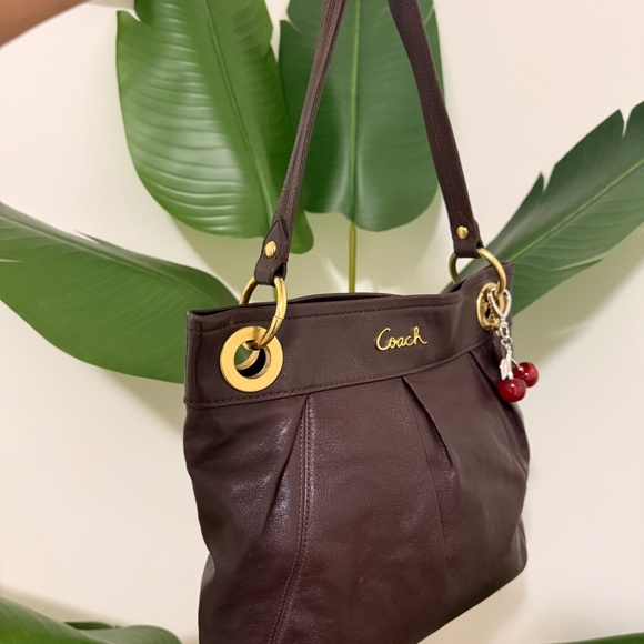 Authentic Vintage Coach Shoulder Bag with Sling - Picture 2 of 5